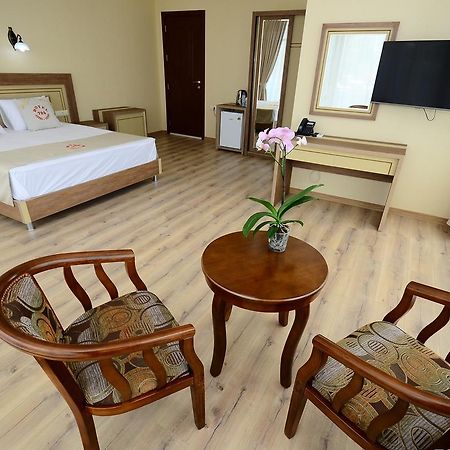Hotel 725 B Batumi Kültér fotó